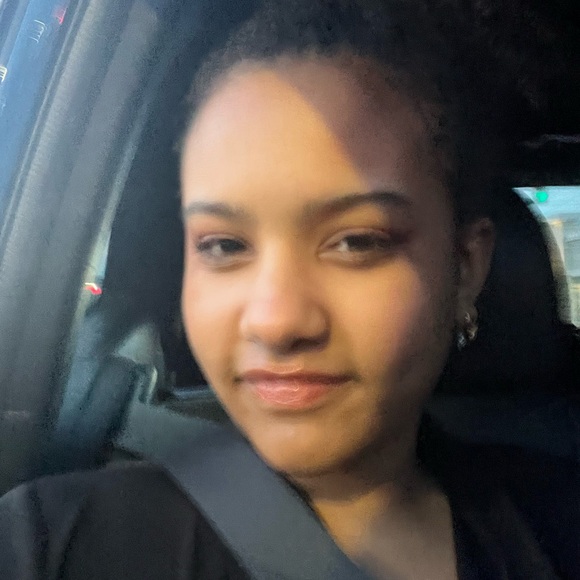 Meet your Posher, Pearl - Picture 1 of 1